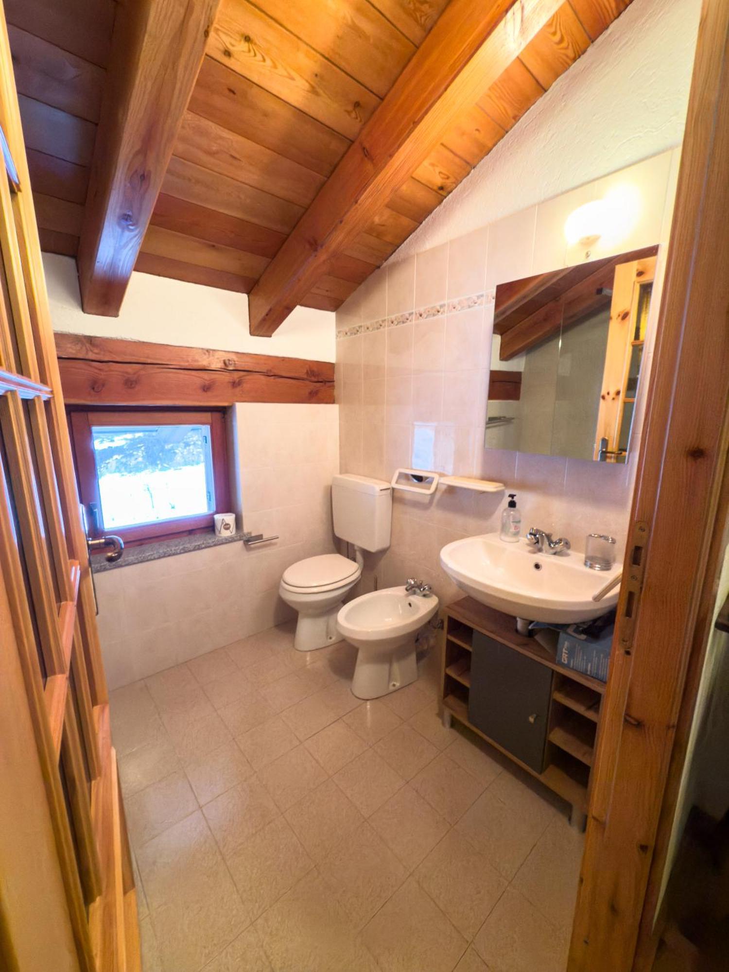Casa Vacanze Grand-Haury Da Andrea アルヴィエ エクステリア 写真