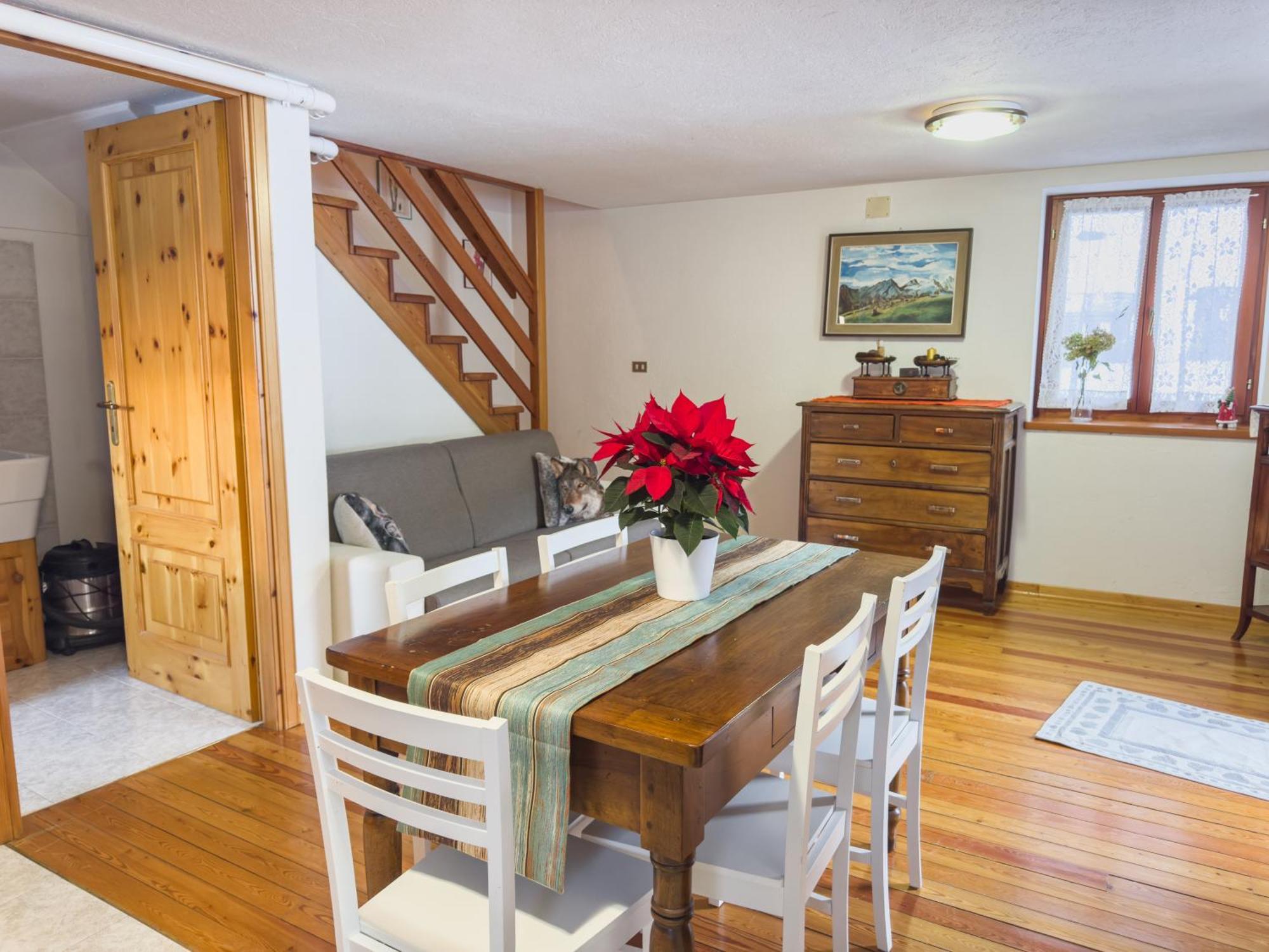 Casa Vacanze Grand-Haury Da Andrea アルヴィエ エクステリア 写真